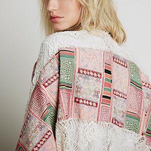 Free People Lace Kimono!!